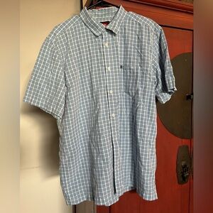 Quicksilver collard button up. Large